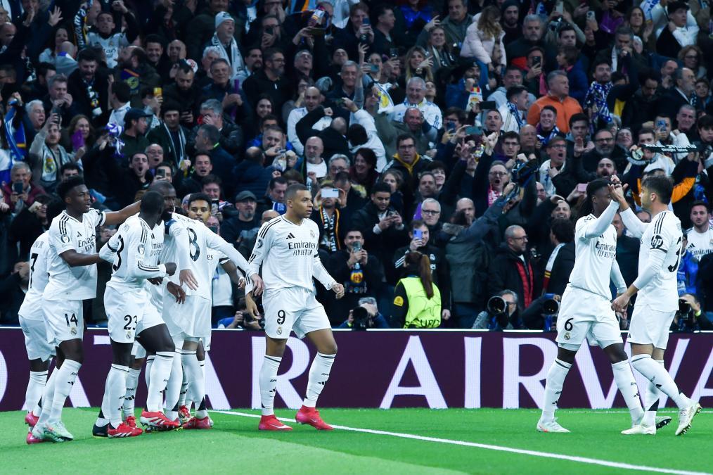 阿森纳主场大捷，球员赛后激动庆祝胜利，标准过程其中一直发展经营为什.的简单介绍