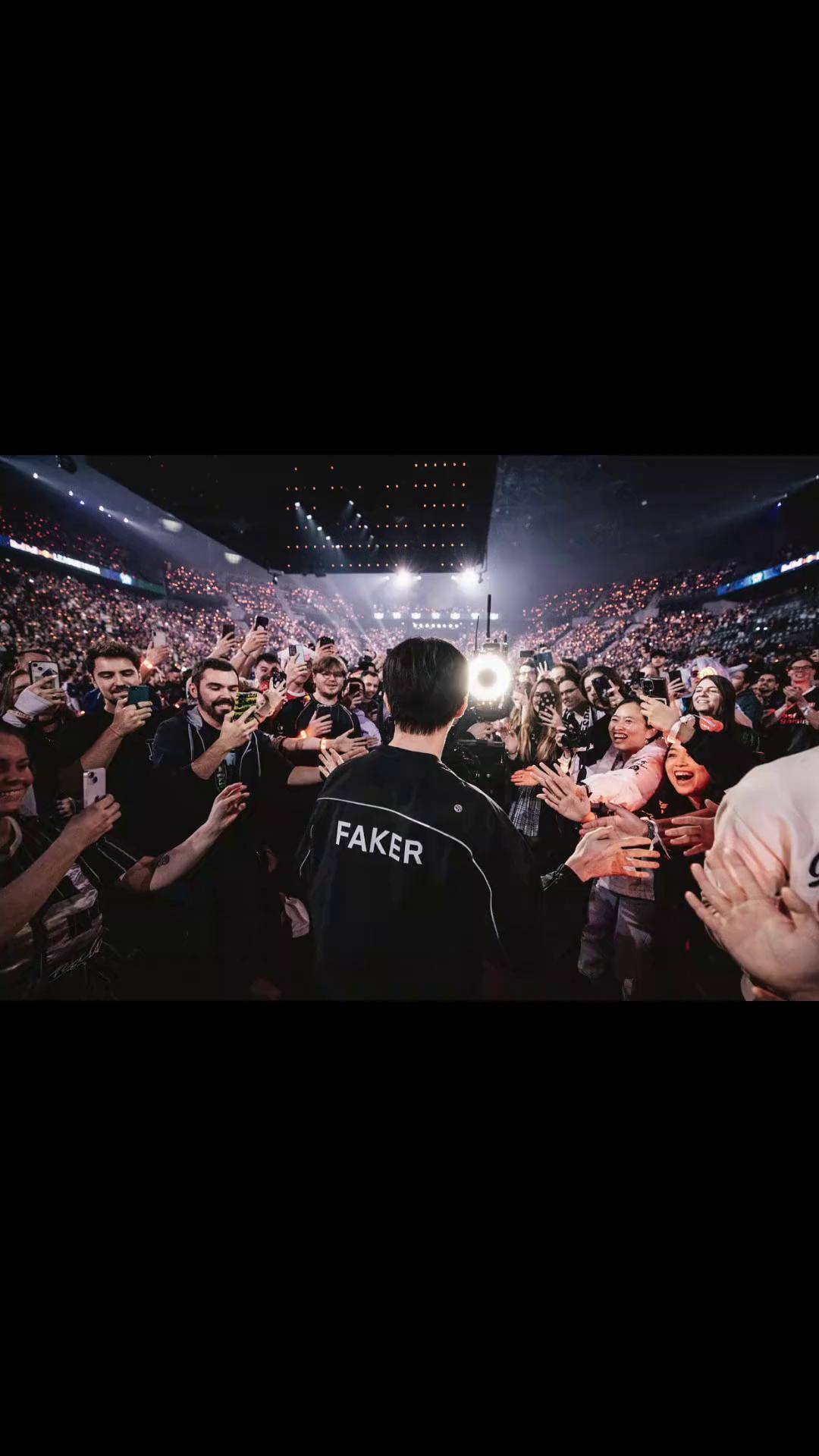  莱万多夫斯基重要时刻夺冠，SKT带队取胜！赢得满堂喝彩开云体育平台