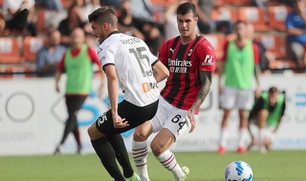 关于风云突变！AC米兰冲刺阶段强势反弹，法国杯版图或变，底气十足，更衣室氛围转暖的信息开云体育集团